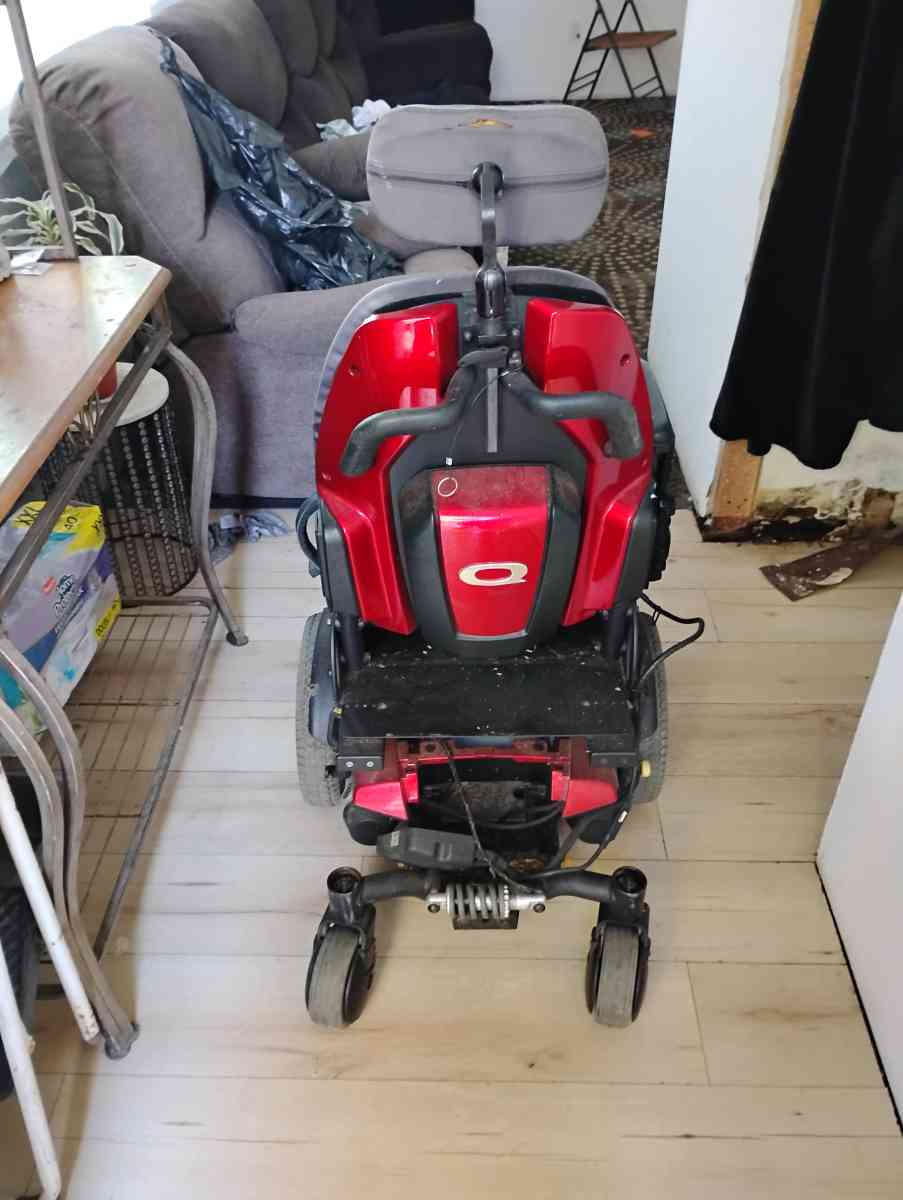 QUANTUM Q6 EDGE MOBILITY SCOOTER