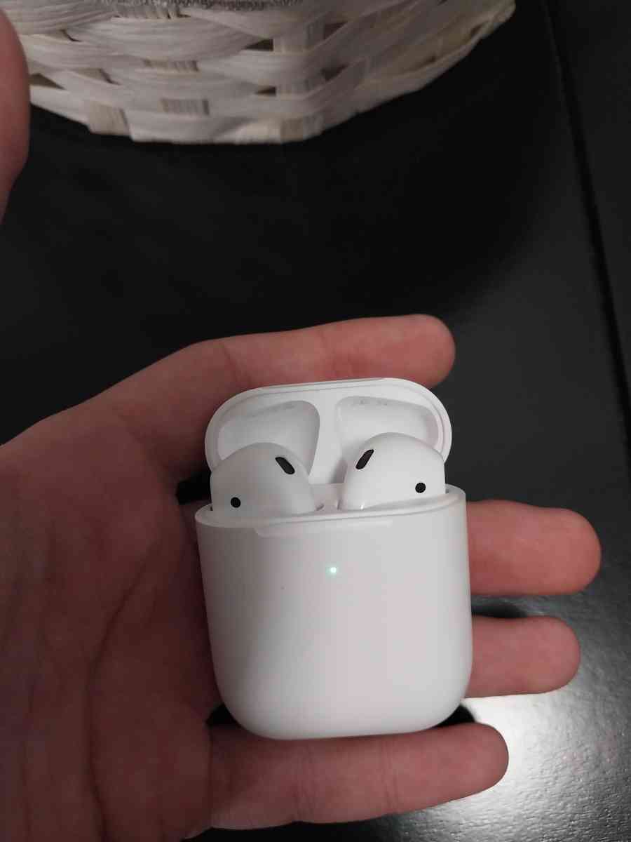 Apple airpods 2nd generation