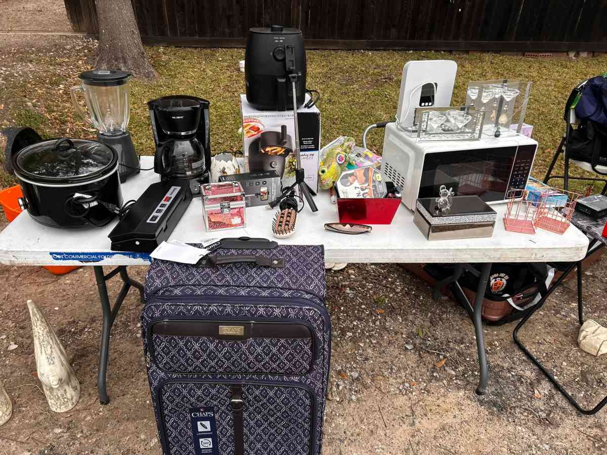 varios artculos nuevos y usados