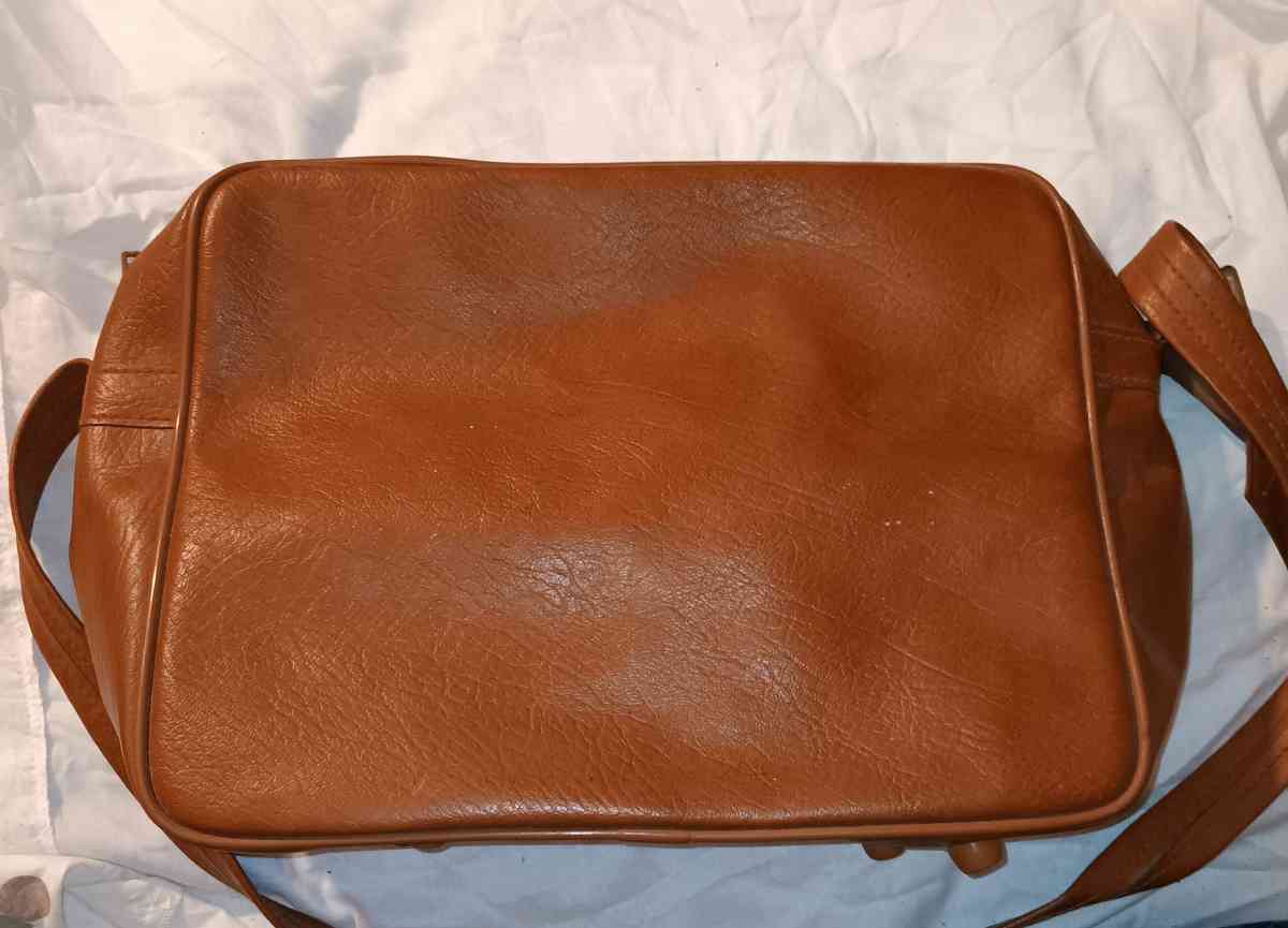 Vintage Brown weekender bag - Prentiss, Mississippi - FleaMarketBay