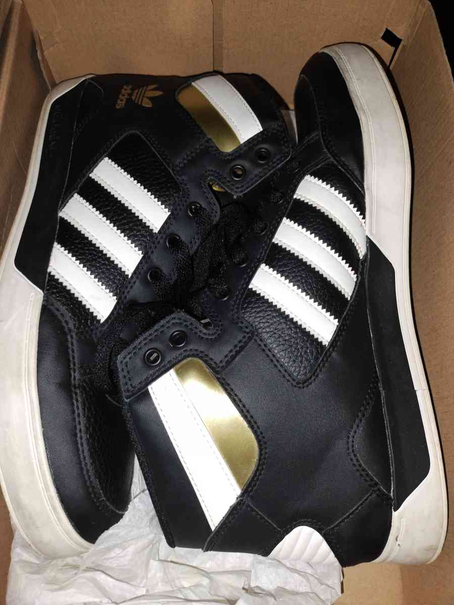 Like new condition 98 NIKE and Adidas