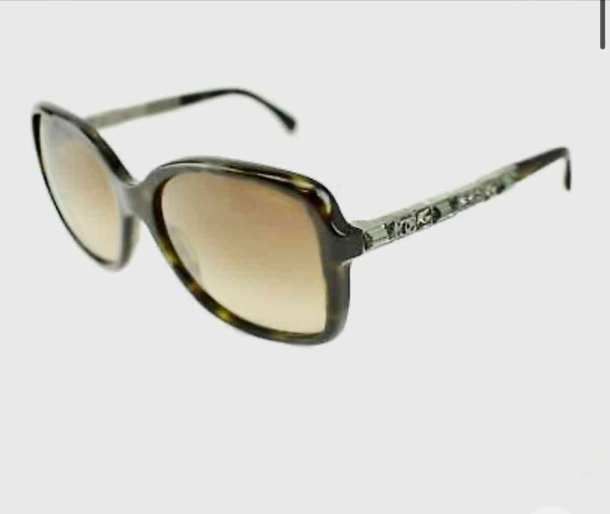 CHANEL Bijou Sunglasses Great Gift for the Fashionista