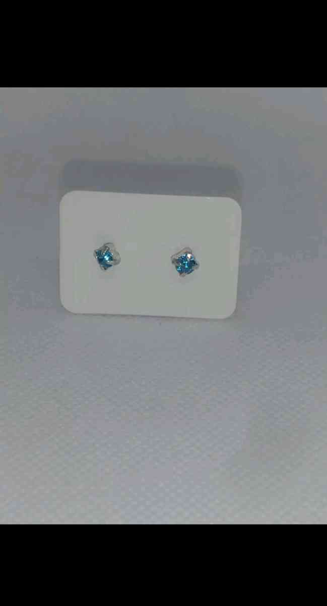 6 Earrings Studs Set Medium