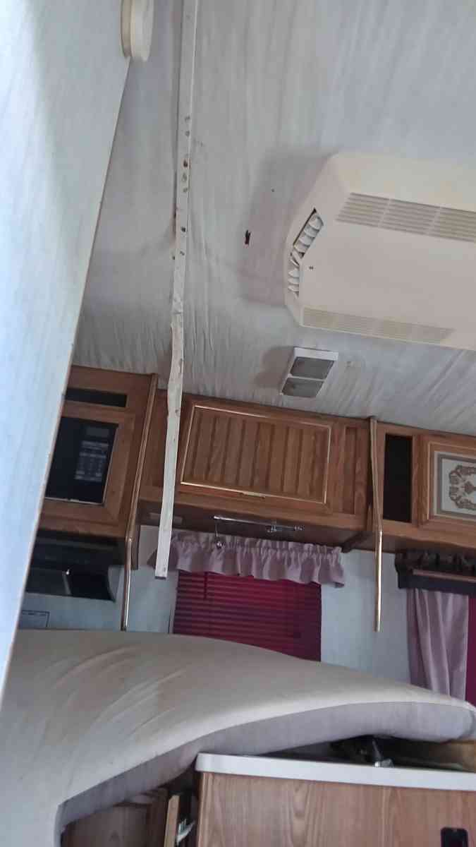 old non running RV camper