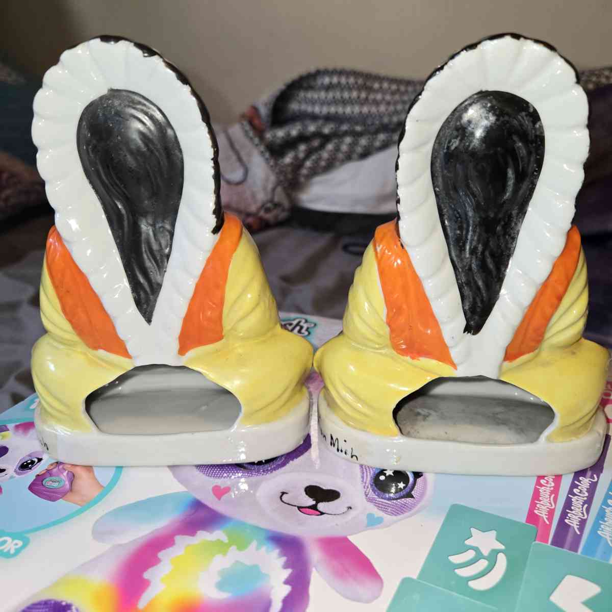 PAIR OF VTG NATIVE AMERICAN CHIEF PAINTED CERAMIC FIGURINES