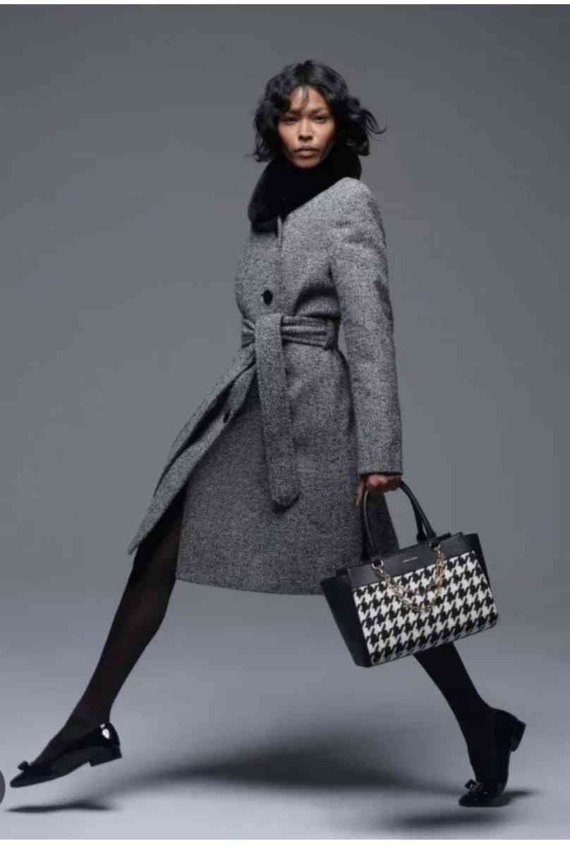 Vera Wang Faux Fur Scarf