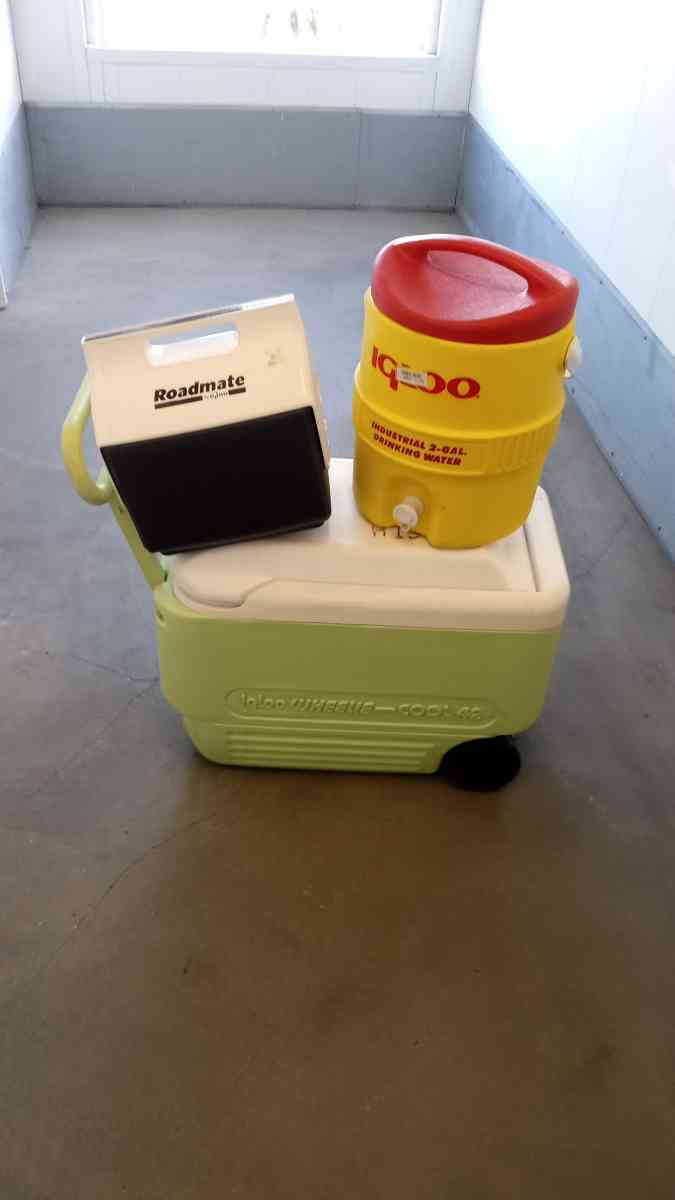 the 3 ice cooler different size