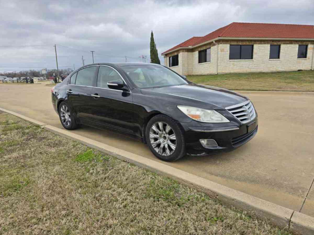 2009 Hyundai Genesis 38L - Mansfield, Texas - FleaMarketBay