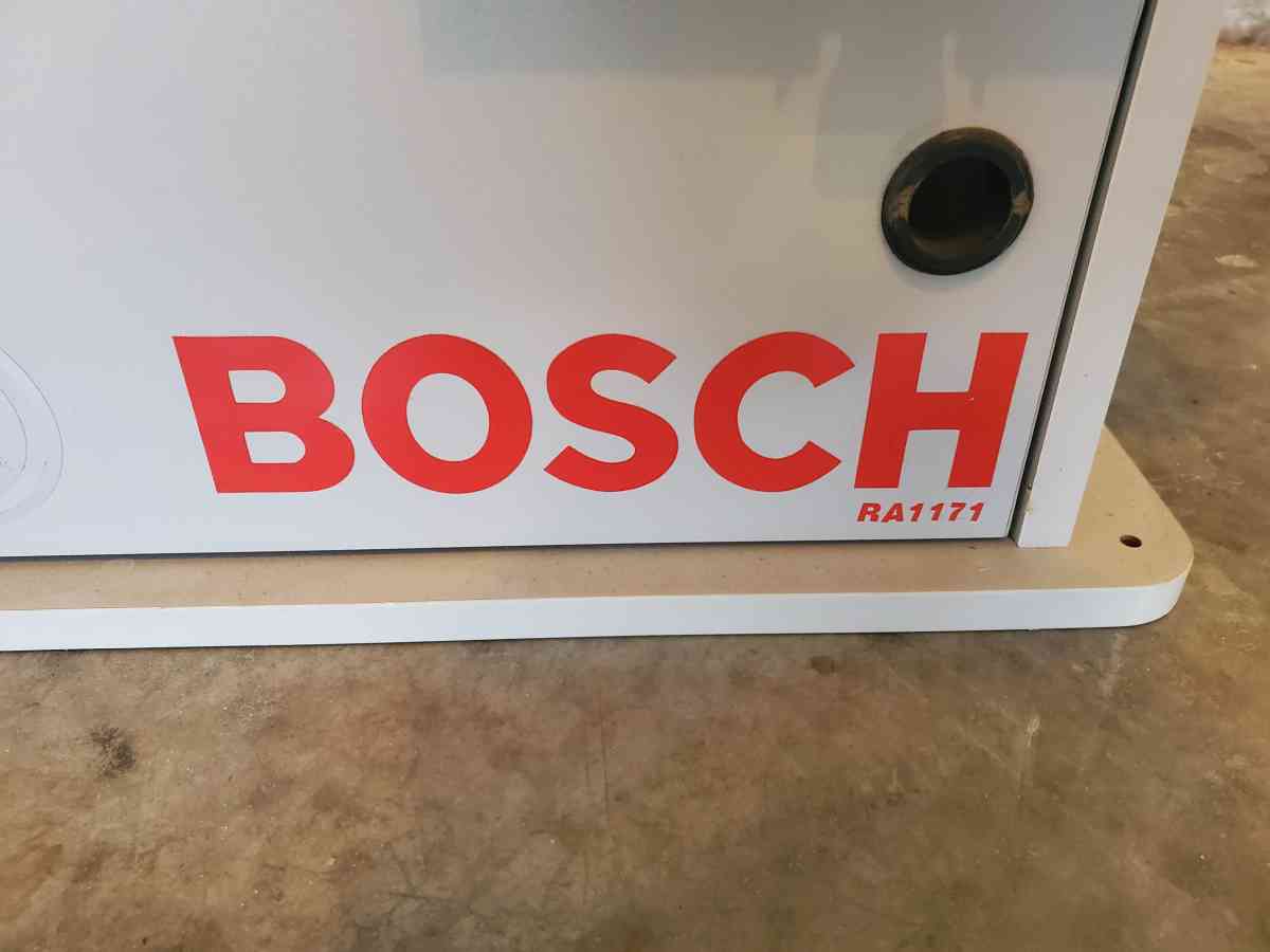 Bosch  Router Table  Includes Fence Board  Model RA1171  Lig