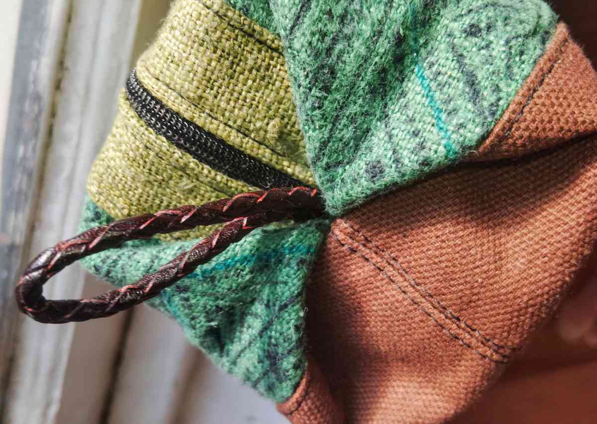 Womens medium size NWT Fashion Compassion Handcrafted Ethnic