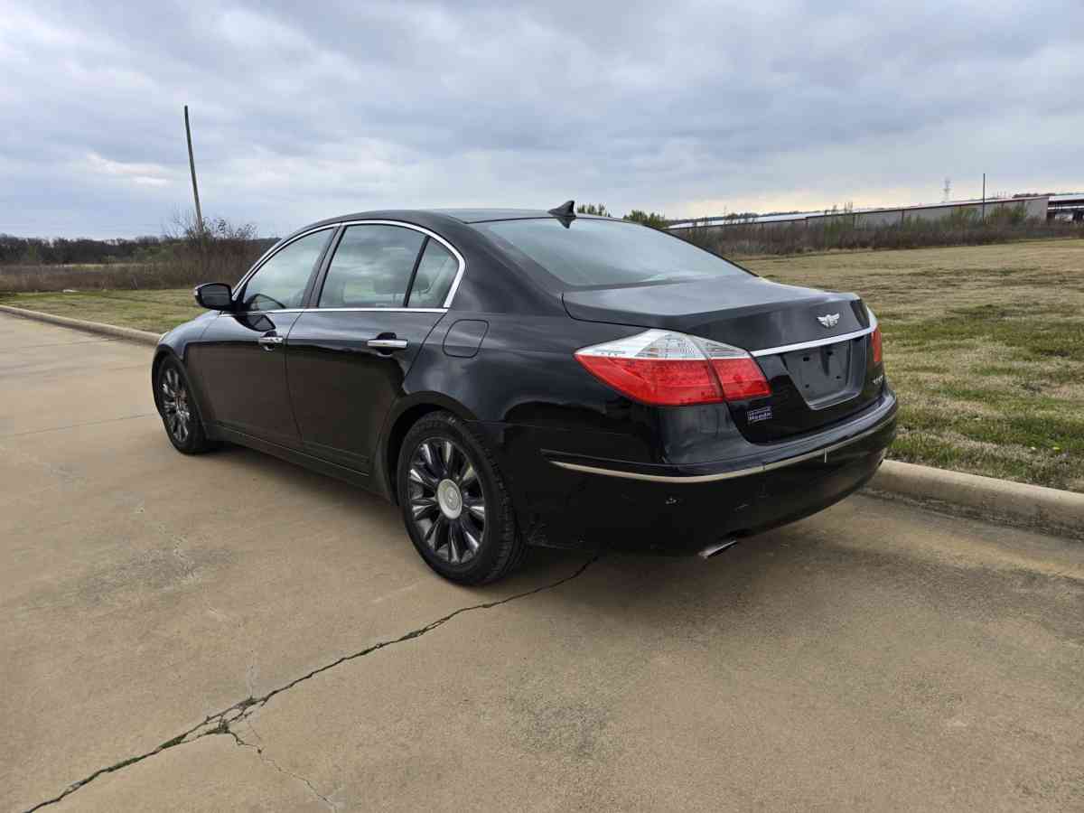 2009 Hyundai Genesis 38L - Mansfield, Texas - FleaMarketBay