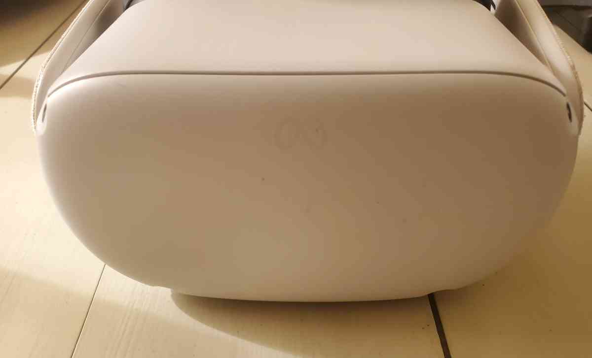 Meta  Oculus Quest 2 VR Headset Bundle  256GB  New Charging