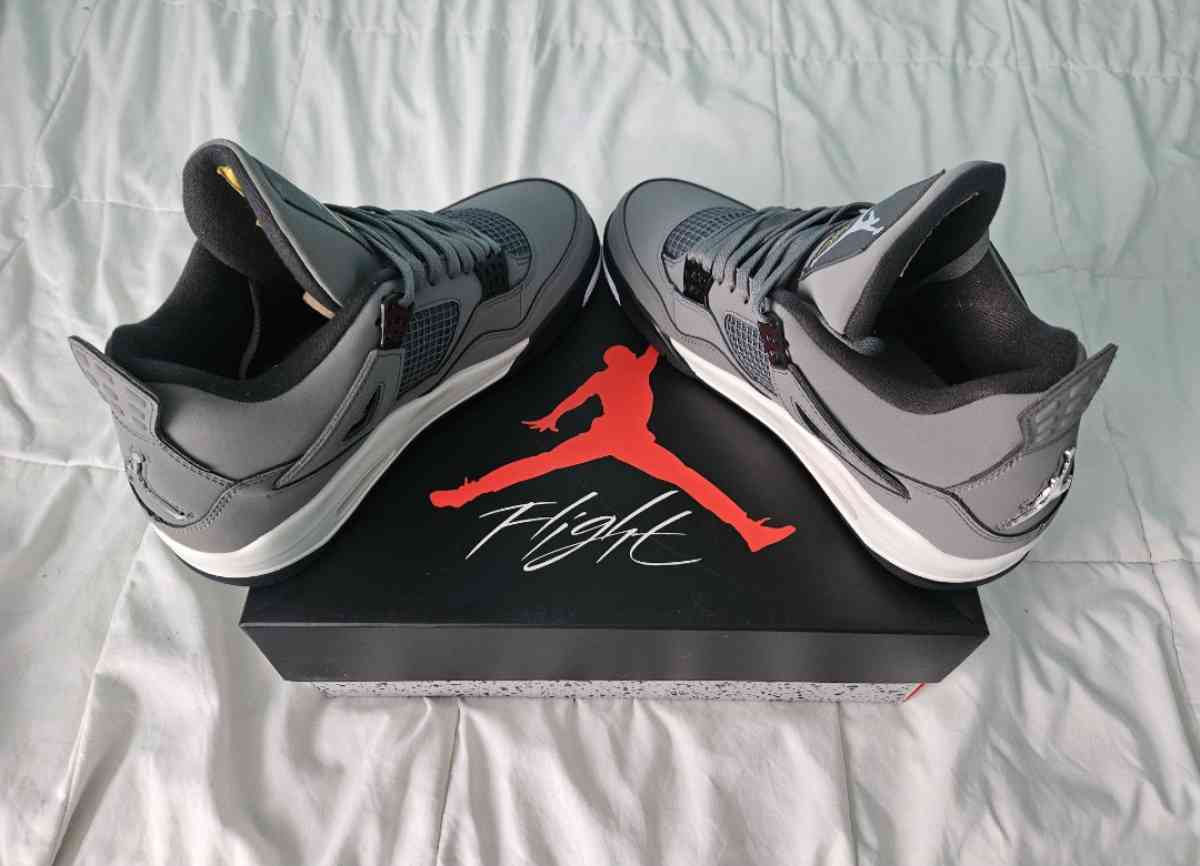 Size 95 Air Jordan 4 Retro Cool GreyChromeDark Charcoal 2019