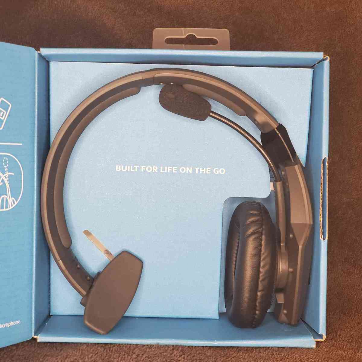 Blue Parrott Headset  Model B450XT  Brand New Open Box