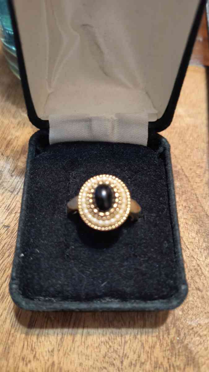 Vintage Avon Ring