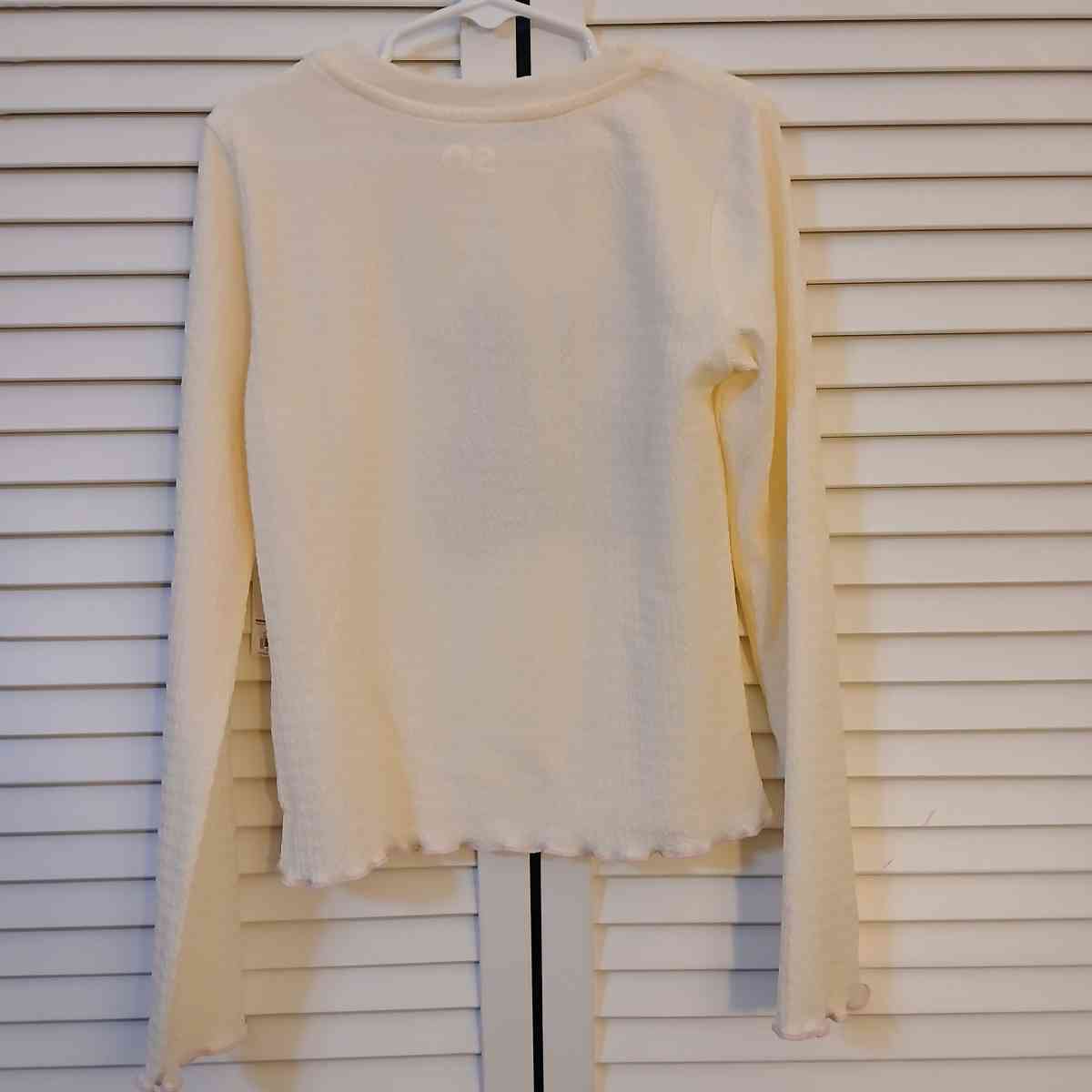 SO Girls Sweater size S