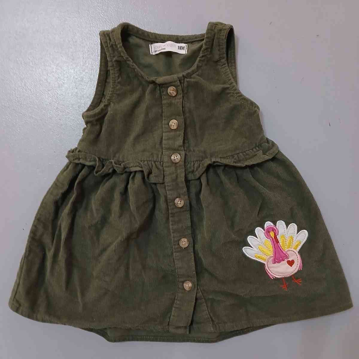 Young Hearts vintage 18 months baby girl Beautiful dress