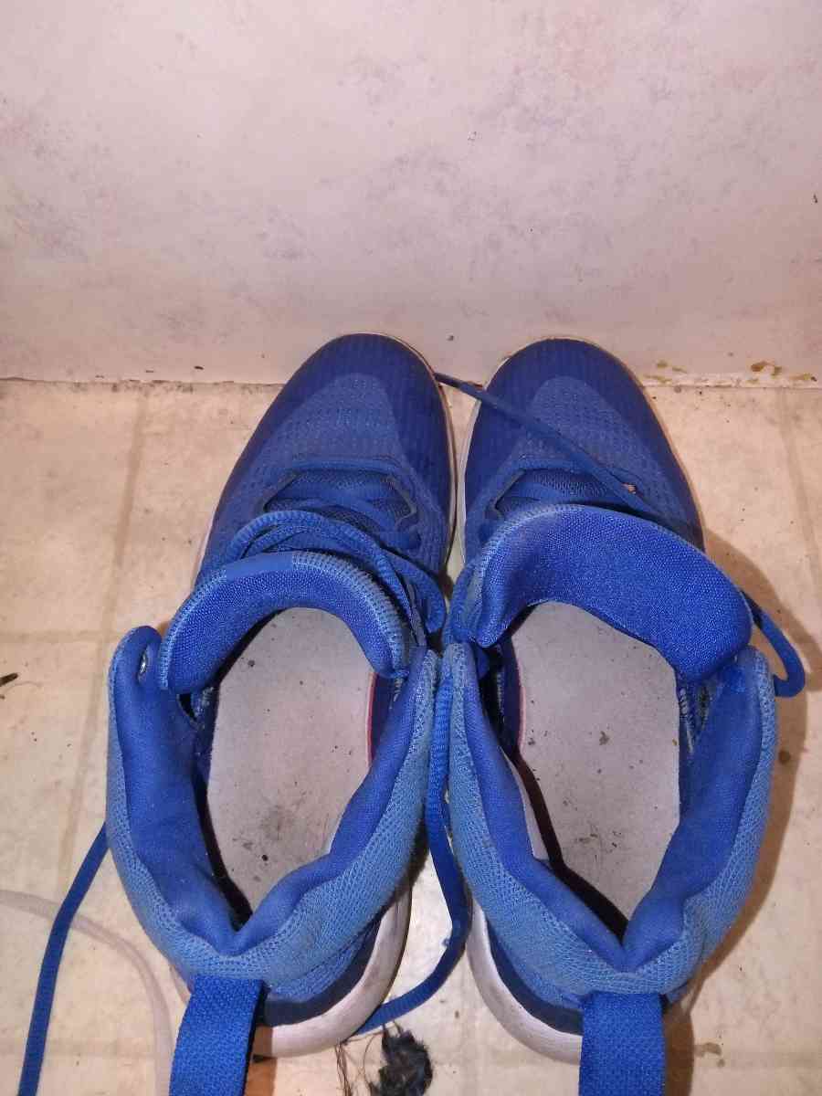 us 6 5 Nike zoom REV