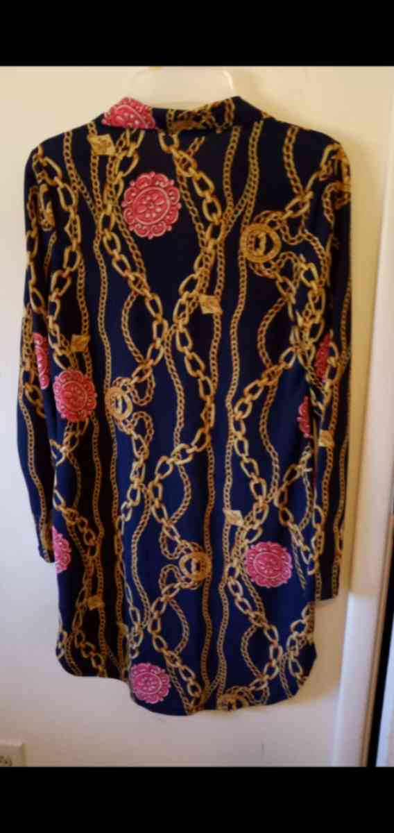 Womens long sleeve blue buttonup Shirt with Chain Design - Lithonia, Georgia - FleaMarketBay