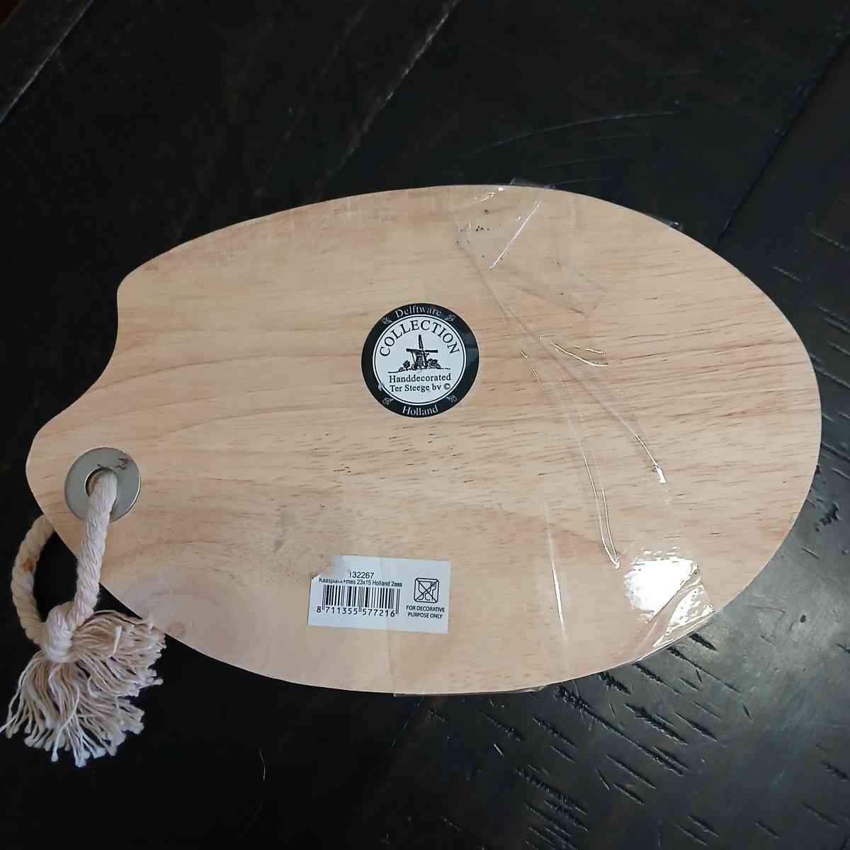 Delftware Collection Tile and wood cheese tray cutter knife