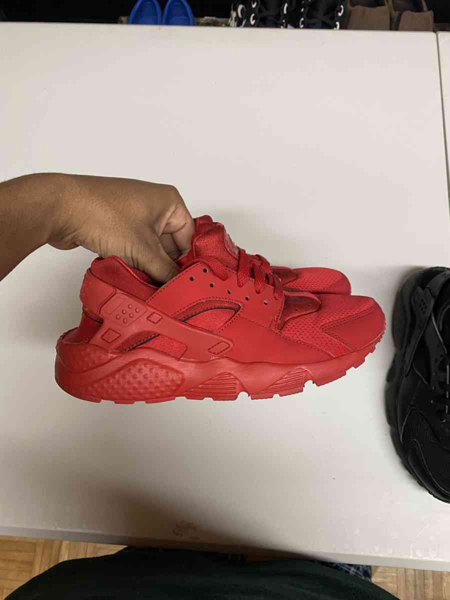 Nike Air Huarache Bundle Black And Red