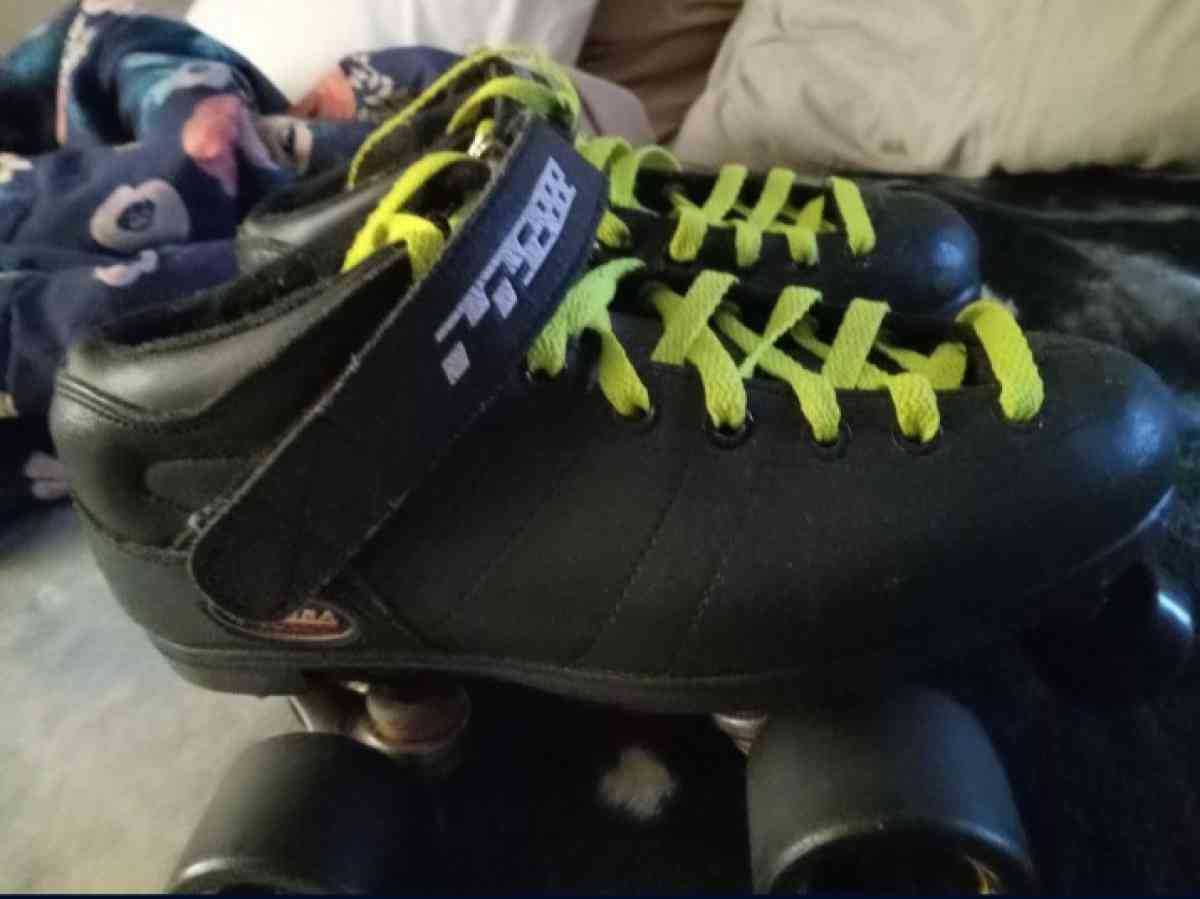 Carrera Speed Skates - Lilburn, Georgia - FleaMarketBay