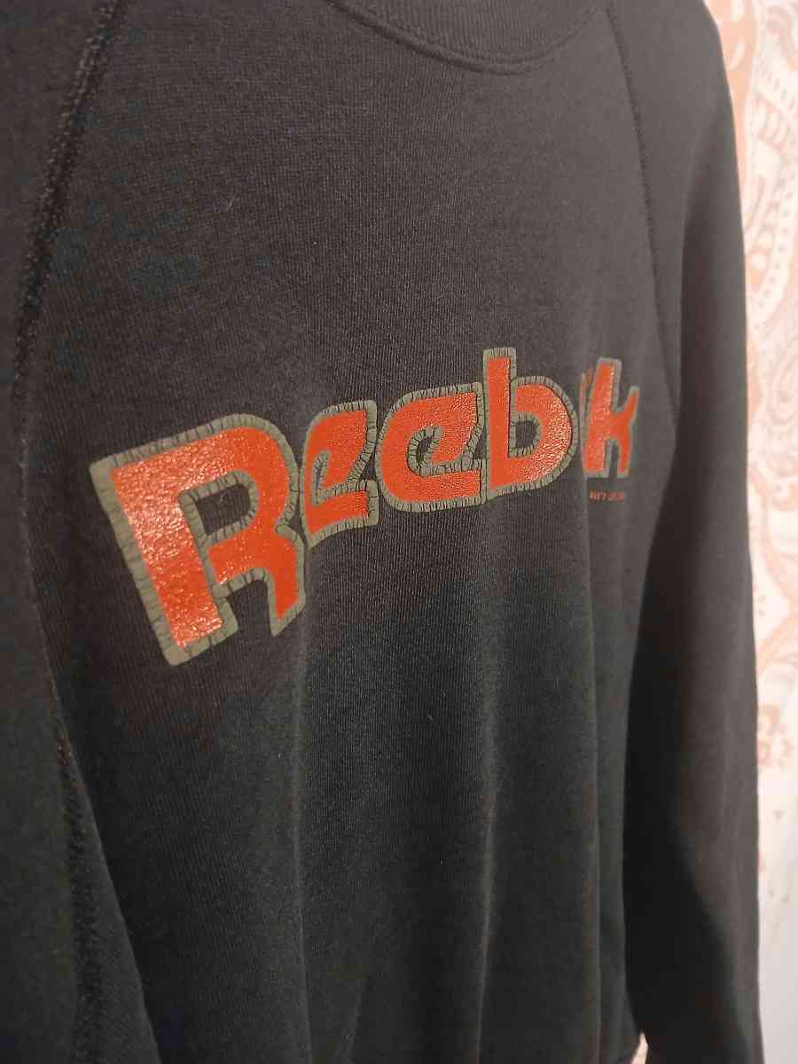 Mens 1986 Vintage Reebok Medium Crewneck Sweater Sweatshirt
