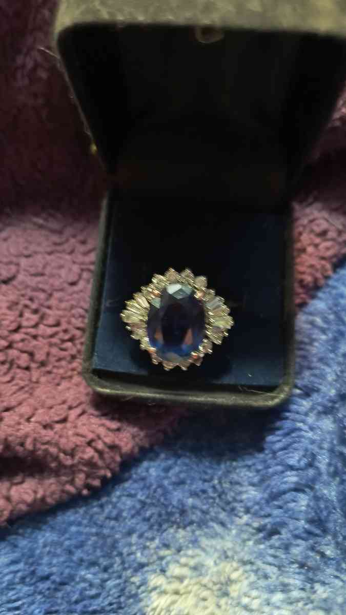 Sapphire Ring
