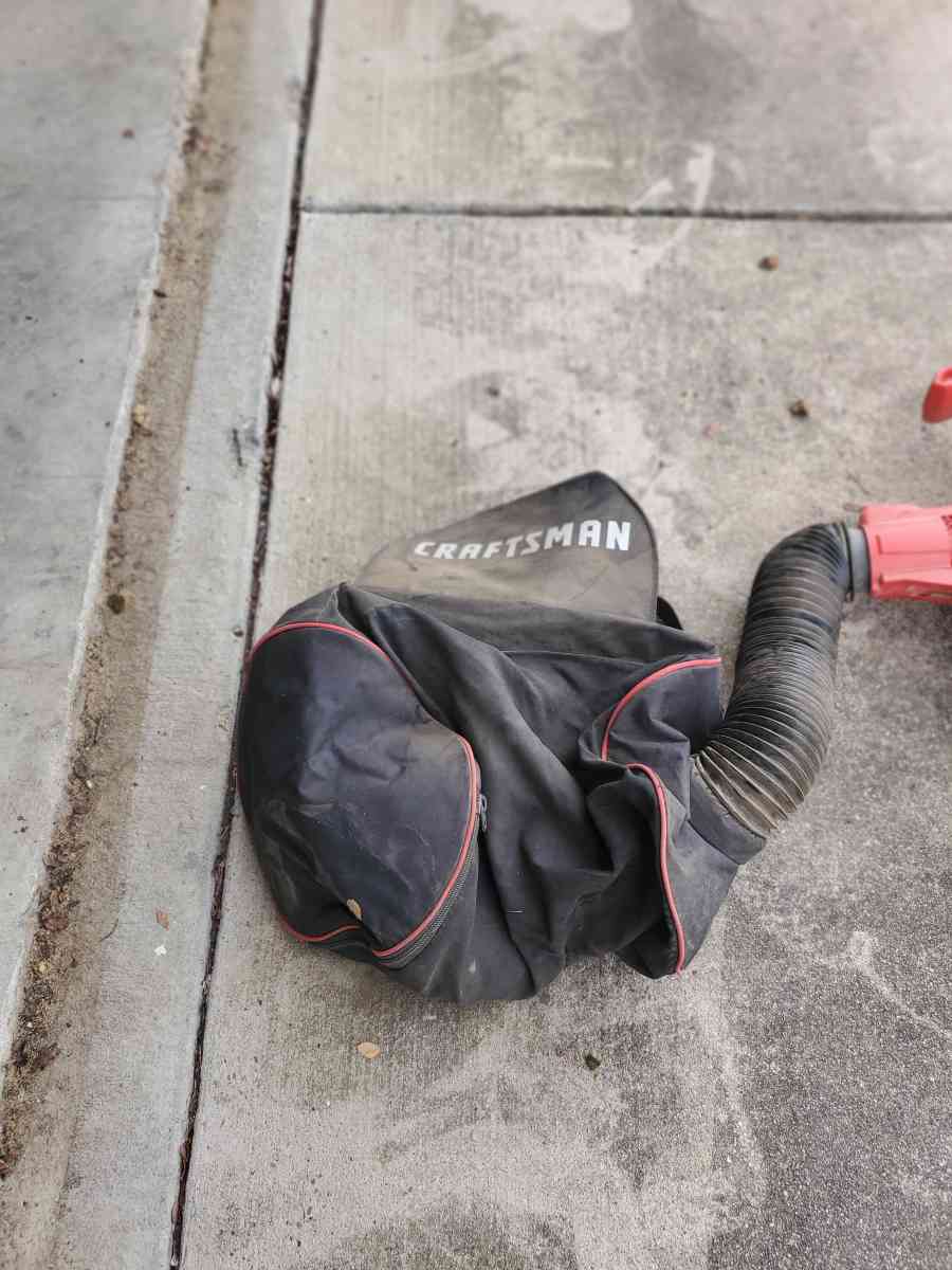 Craftsman  Corded Electric Leaf Blower  Vaccum w Bag  Model