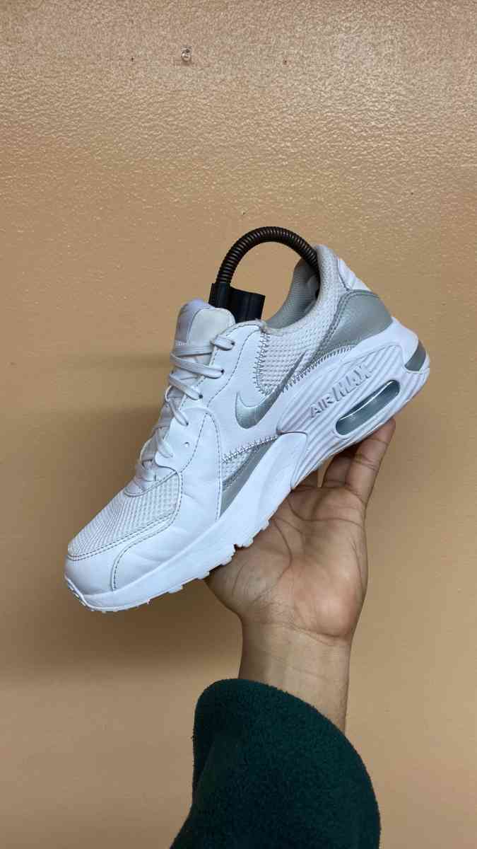 Nike Air Max Excee White Metallic Platinum