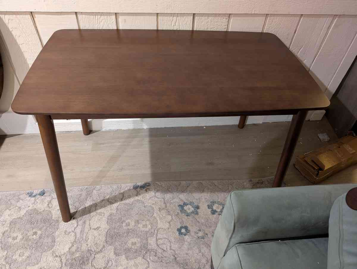 47 Aslan Solid Wood Dining table