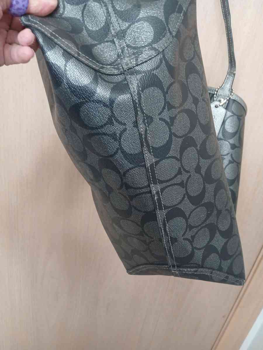 Coach Signature PVC Reversible City Tote - Anacortes, Washington - FleaMarketBay