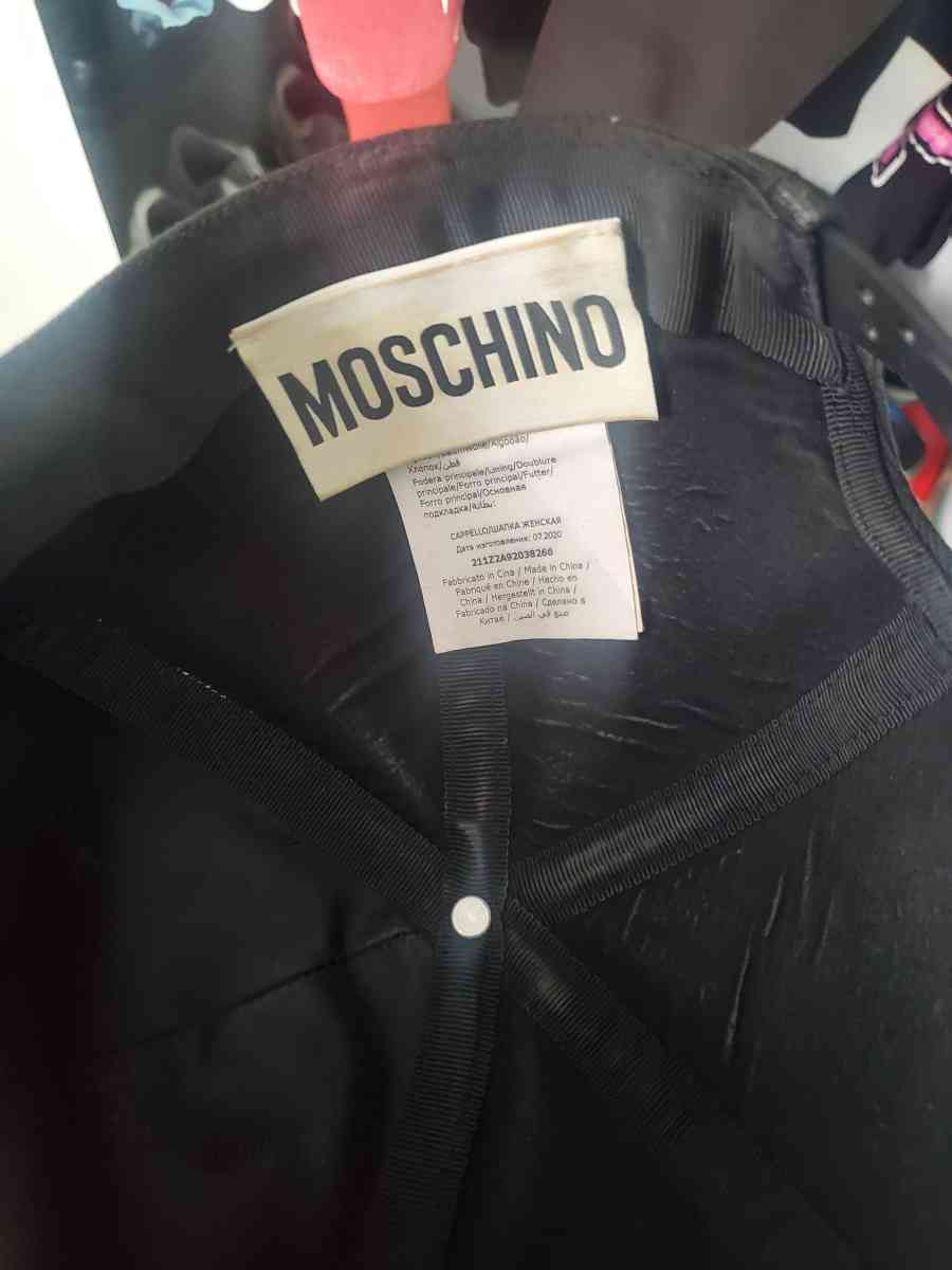 Moschino snapback