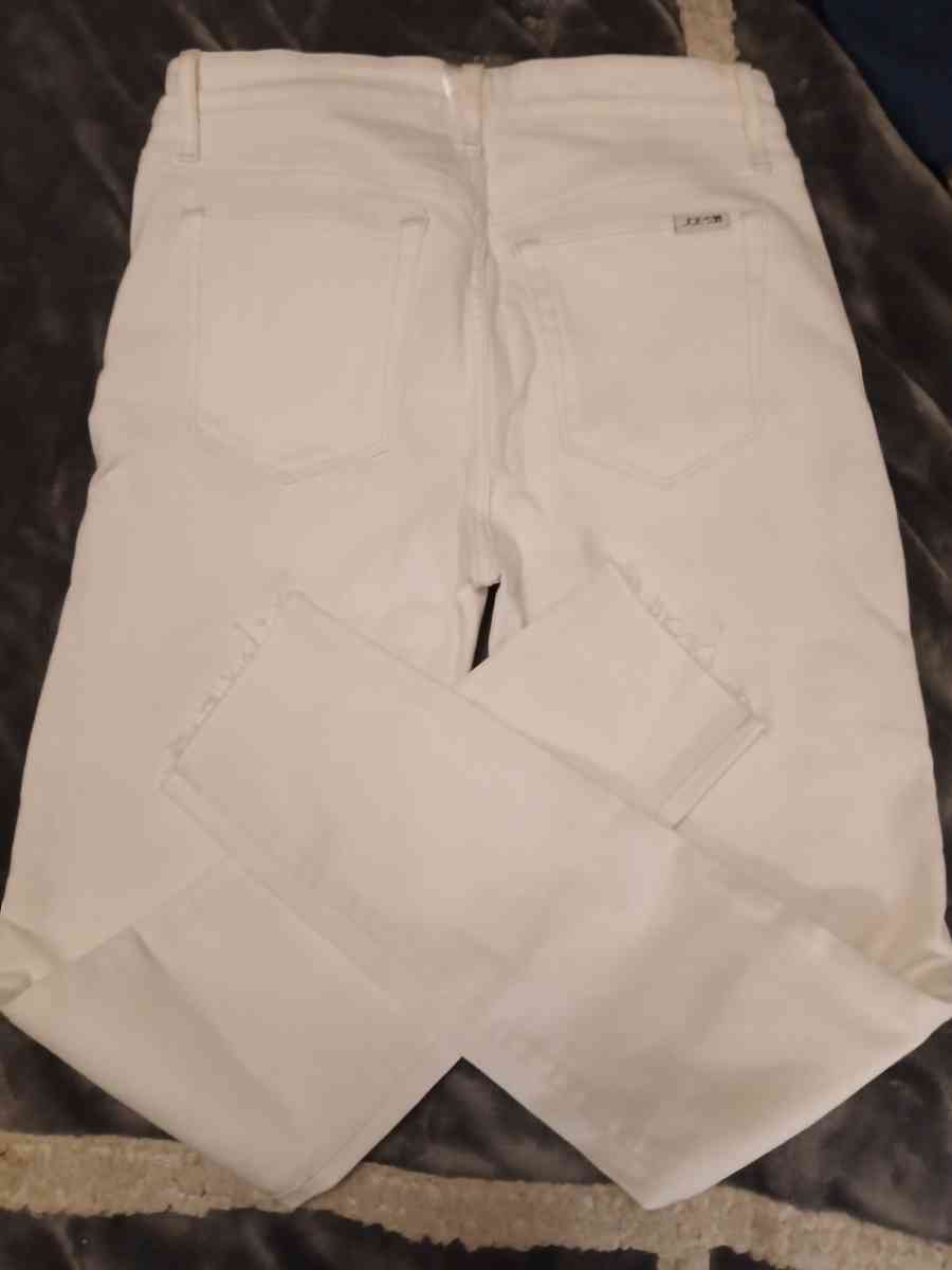 NEW NO TAGS size 28 Designer Jeans