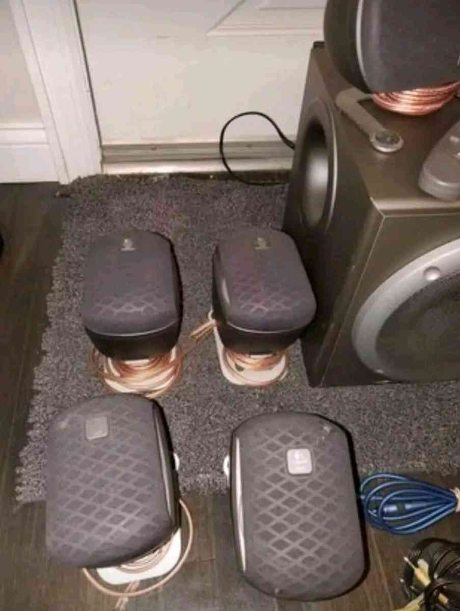 Used Logitech Z680 surround sound system - New Hyde Park, New York - FleaMarketBay