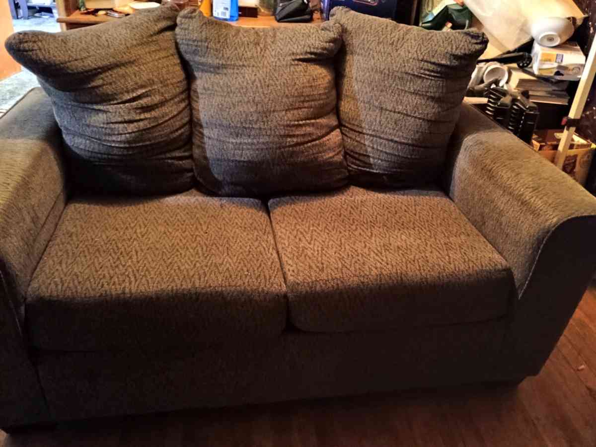 sofa and loveseat set - Ector, Texas - FleaMarketBay