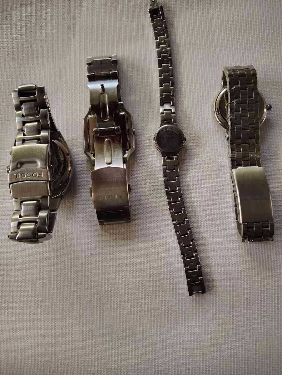 4 watches
