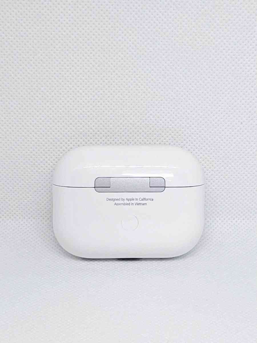 Apple AirPods Pro 2 - Lake Wales, Florida - FleaMarketBay