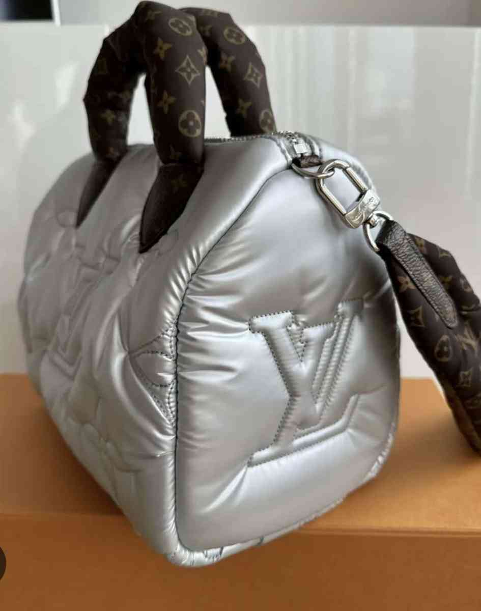 Louis Vuitton AUTHENTIC Speedy Bandoulire 25