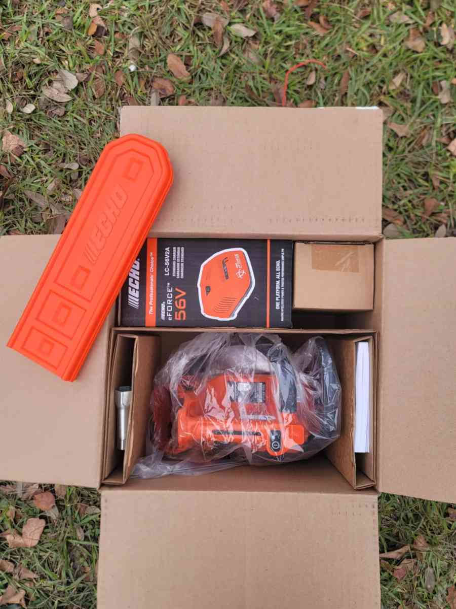 Chaisaw Echo DCS2500T New in Box Working very Well - Katy, Texas - FleaMarketBay