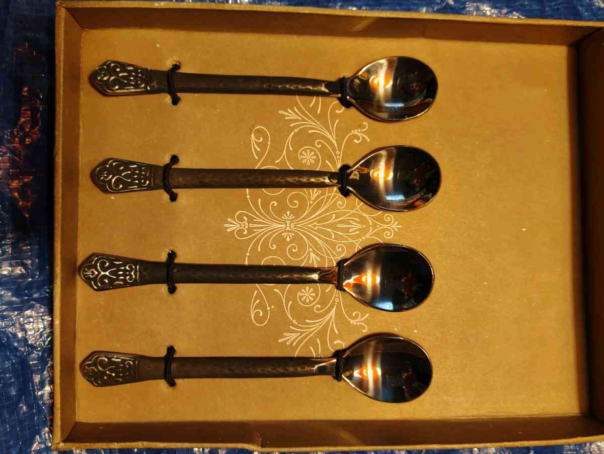 GS handcrafted spoons