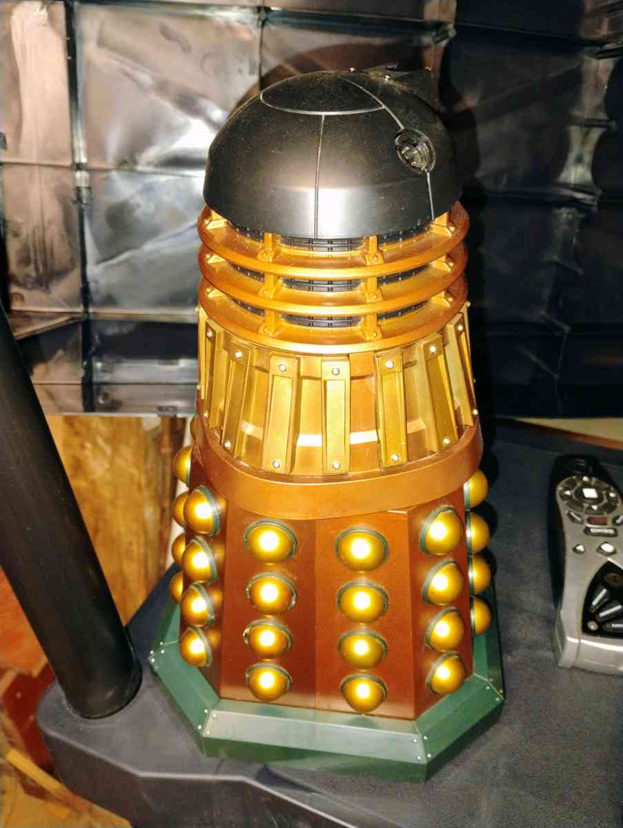 Dr Who Robot Just The Robot