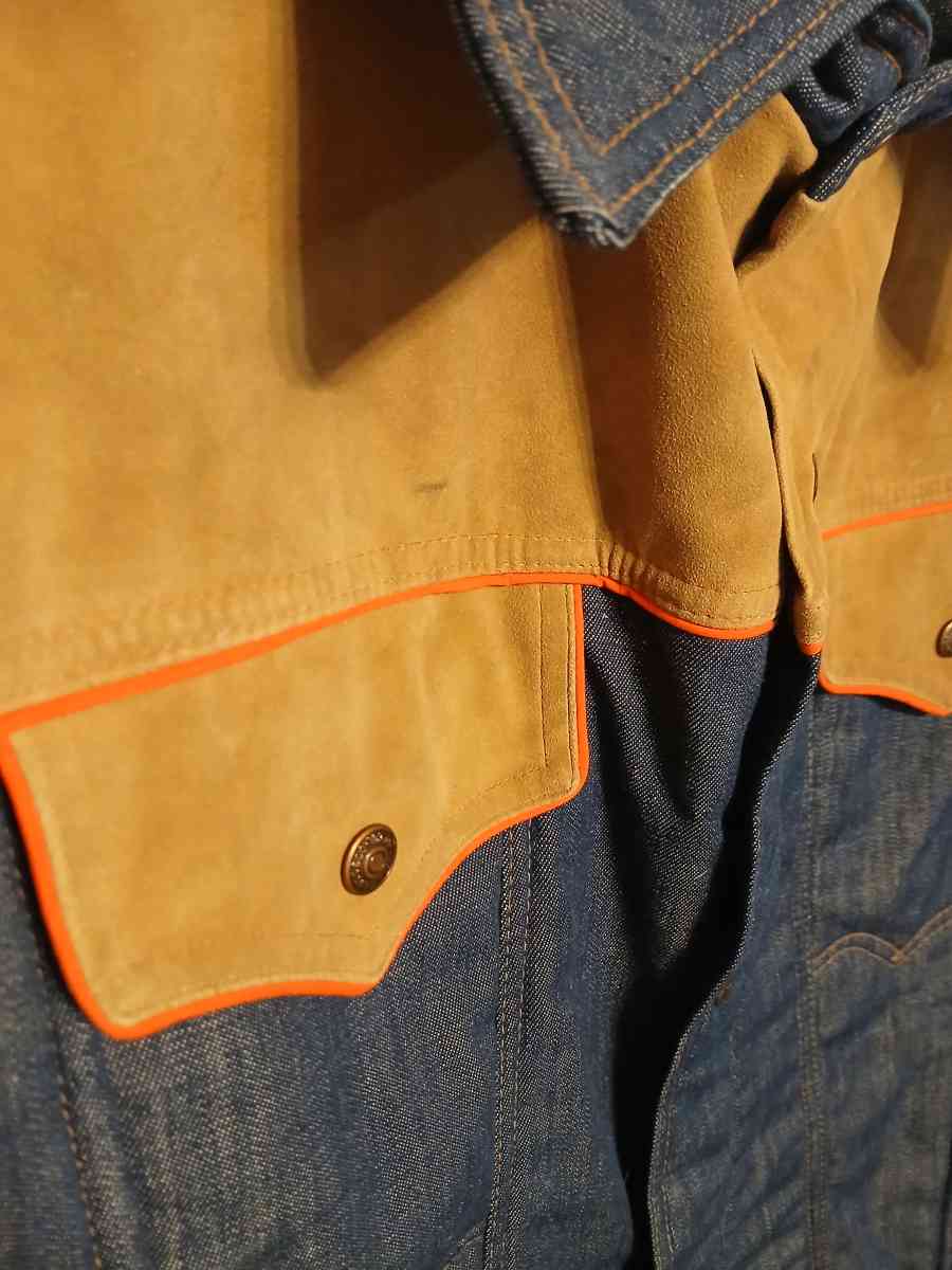 1970s Mens Vintage Ski Levis XL Denim Snap Button Jean