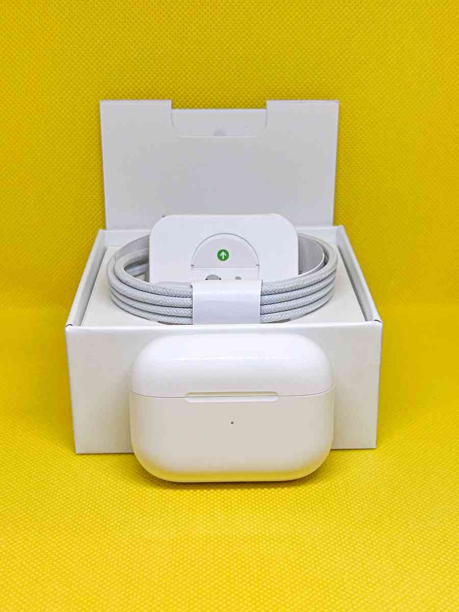 AirPods Pro 2 - Lake Wales, Florida - FleaMarketBay