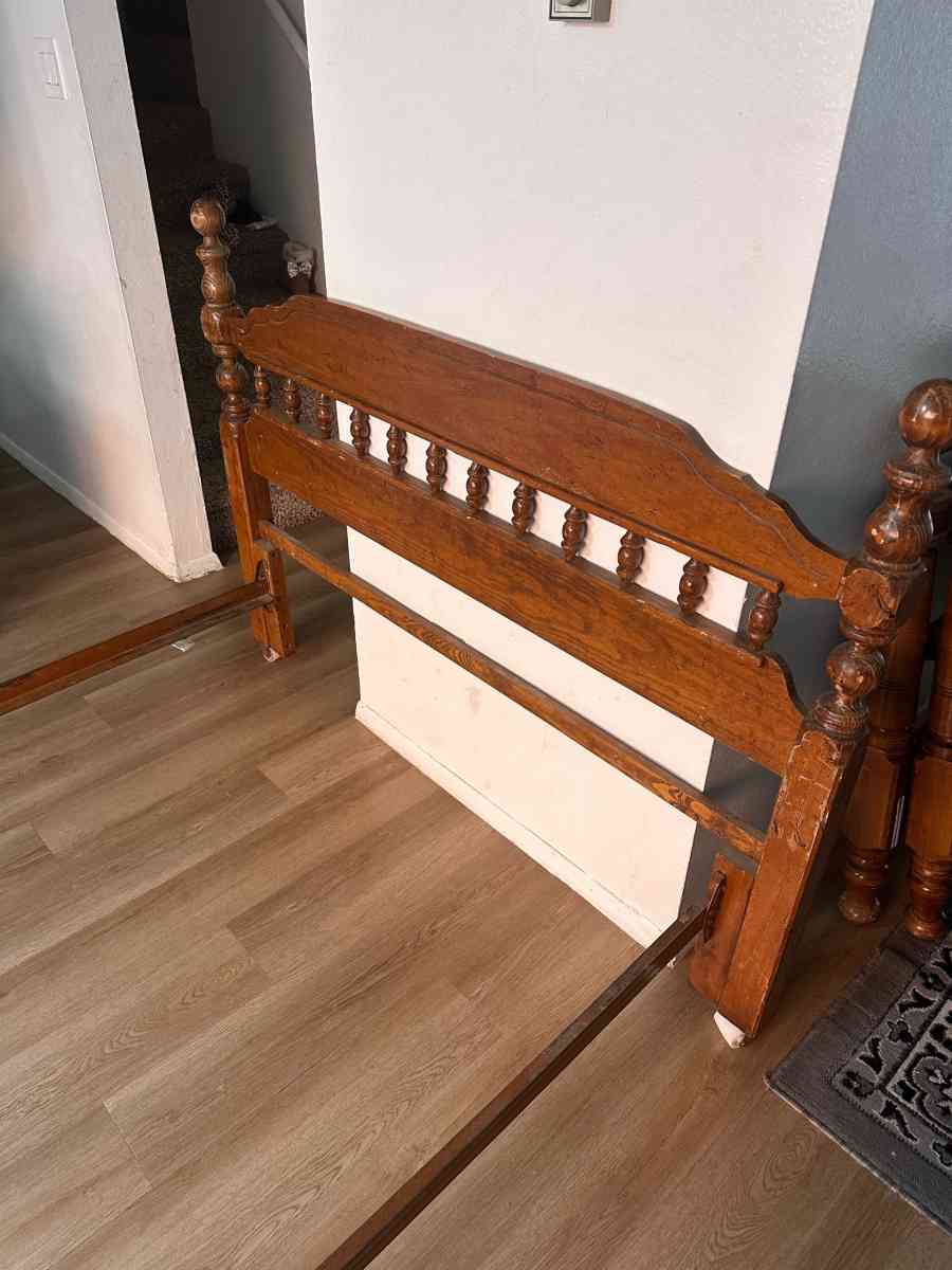antique spindle full size bed frame