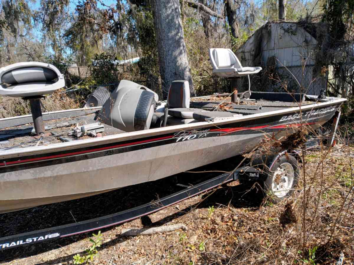 2006 bass tracker boat and tralier 300 or best offer