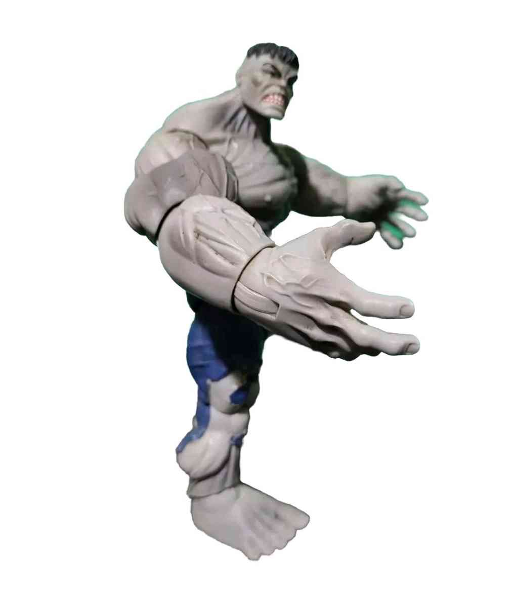 2007 Marvel Legends Savage Grey Hulk Limited Edition