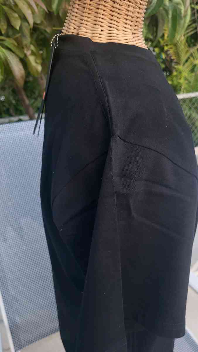 Amiri Tshirt - Naples, Florida - FleaMarketBay