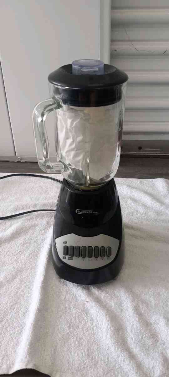 black blender