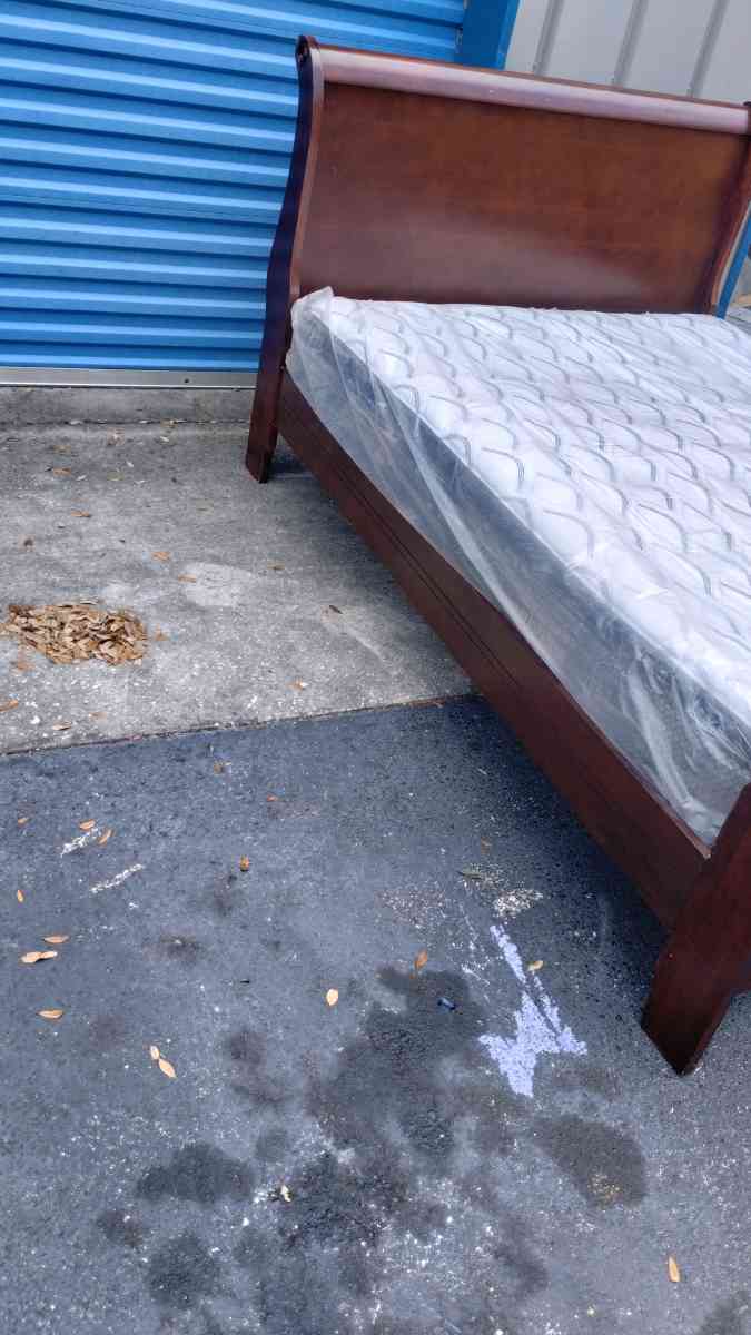 Queen Size Sleigh Bed and Pillow top Mattress